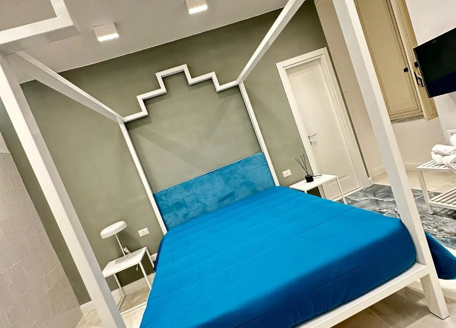 Le Camere Di Giusy Nazionale 24 Naples Italy