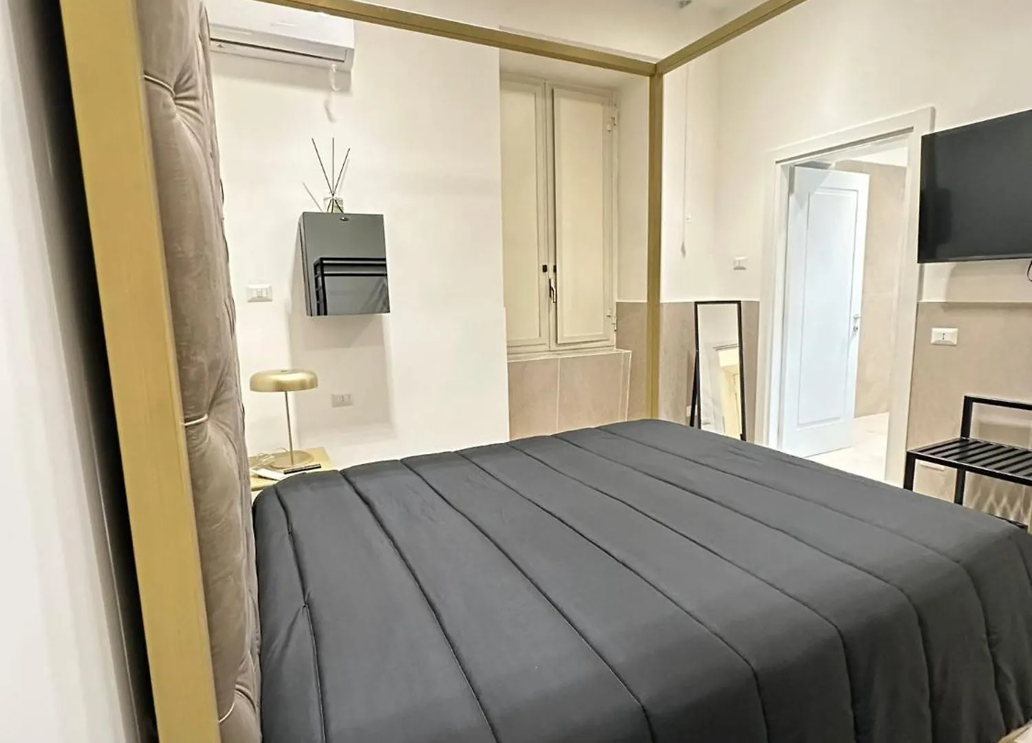 Casa de hóspedes Le Camere Di Giusy Nazionale 24 Nápoles Itália